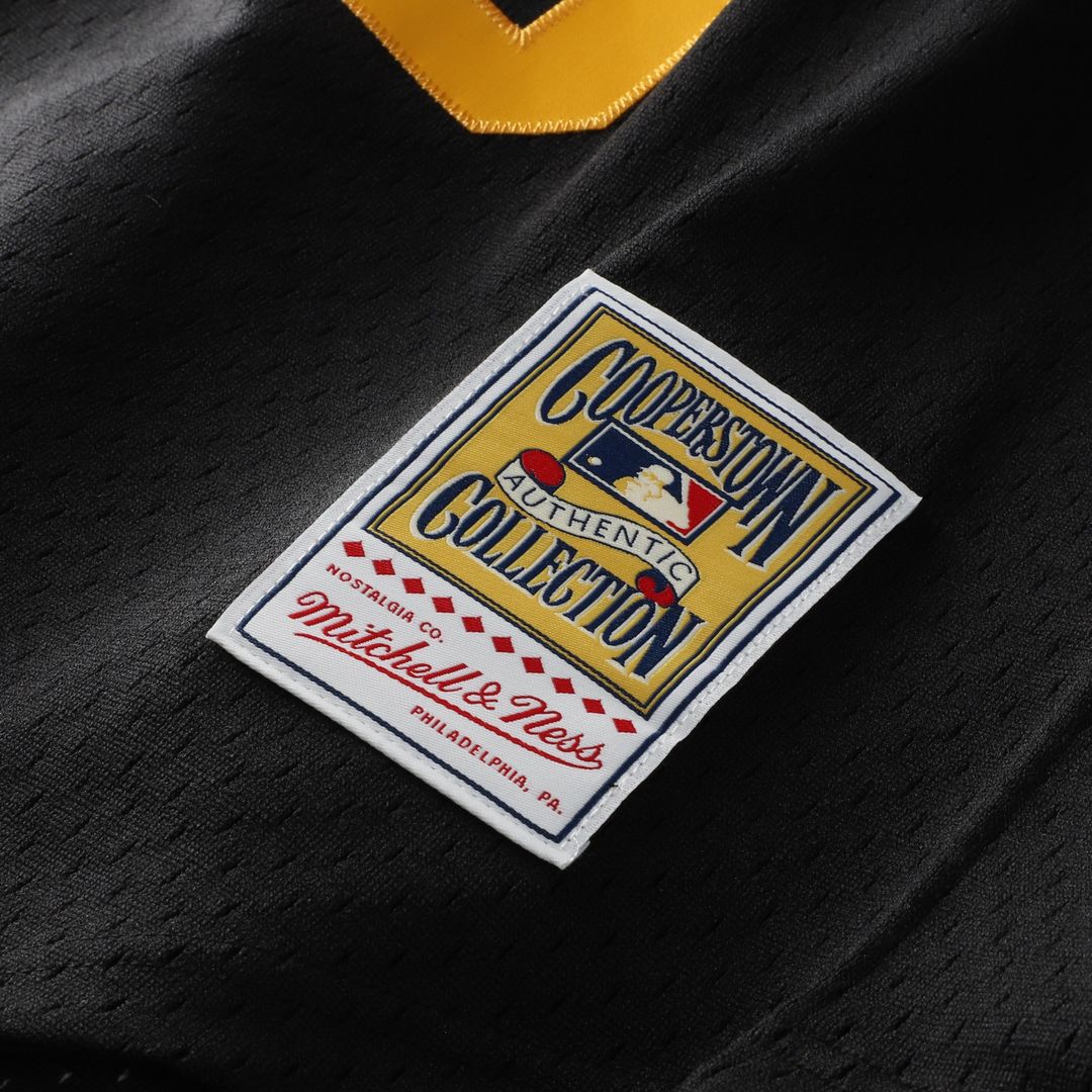 Willie Stargell Pittsburgh Pirates Mitchell & Ness Cooperstown Collection Big & Tall Mesh Batting Practice Jersey - Black