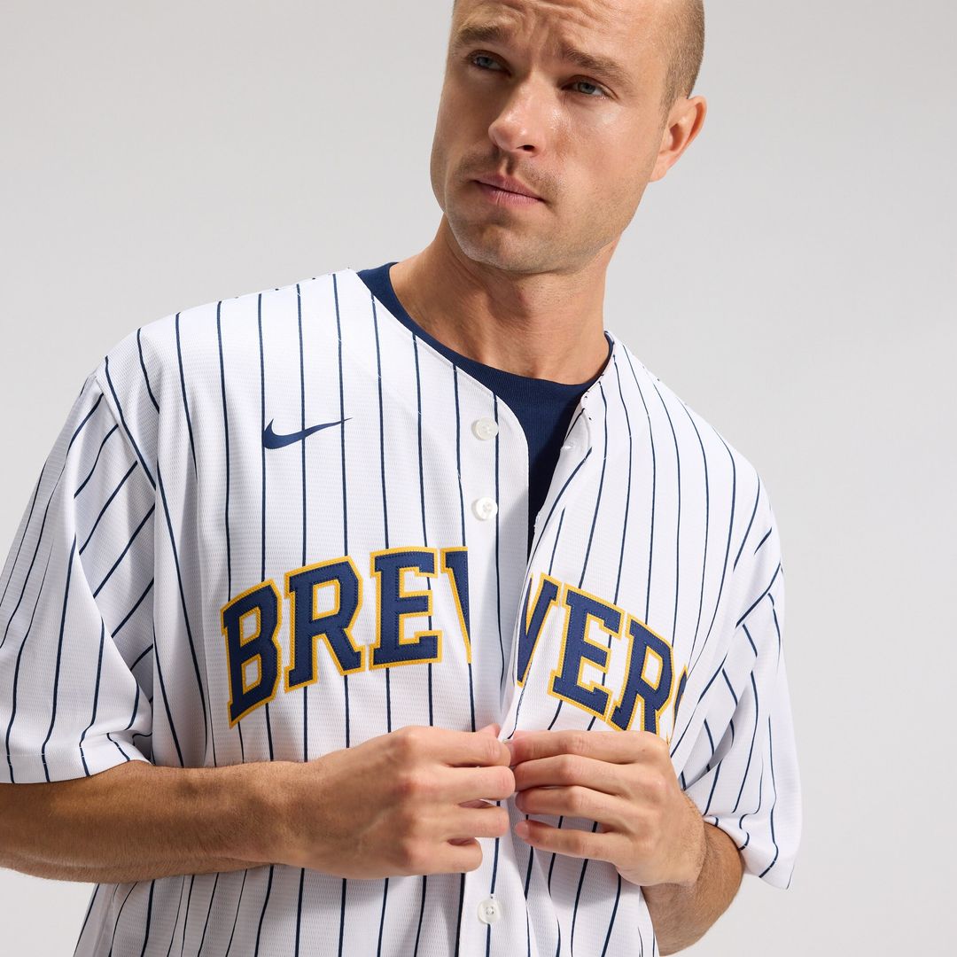 Christian Yelich Milwaukee Brewers Nike Alternate Replica Player Jersey - White